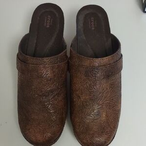CROCS Embossed Brown Clogs